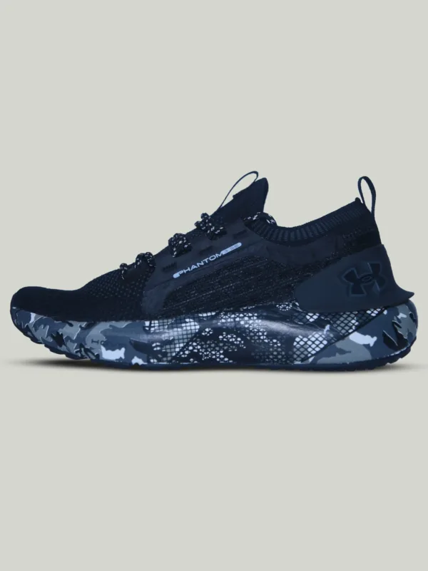 Under Armour Phantom 3 SE Black price in Pakistan