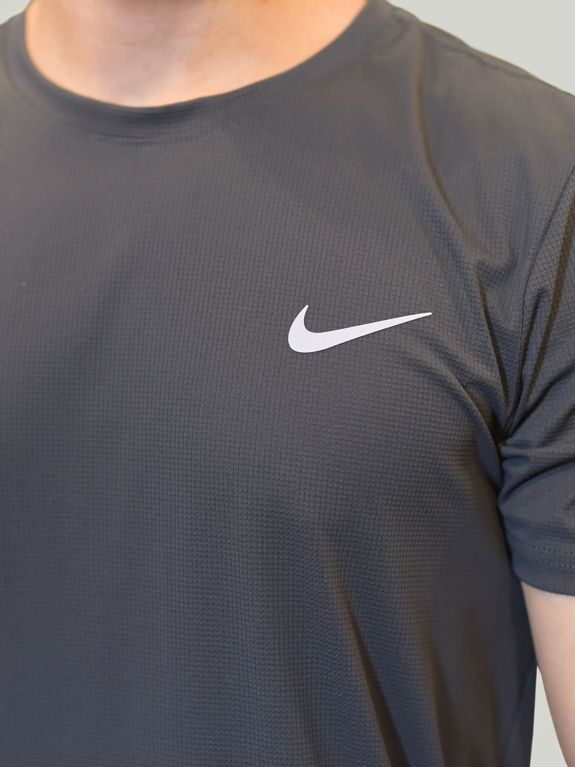 nike-drifit-mens-t.s-nk3027-2 Nike Dri-FIT Men's T-Shirt Green price in Pakistan