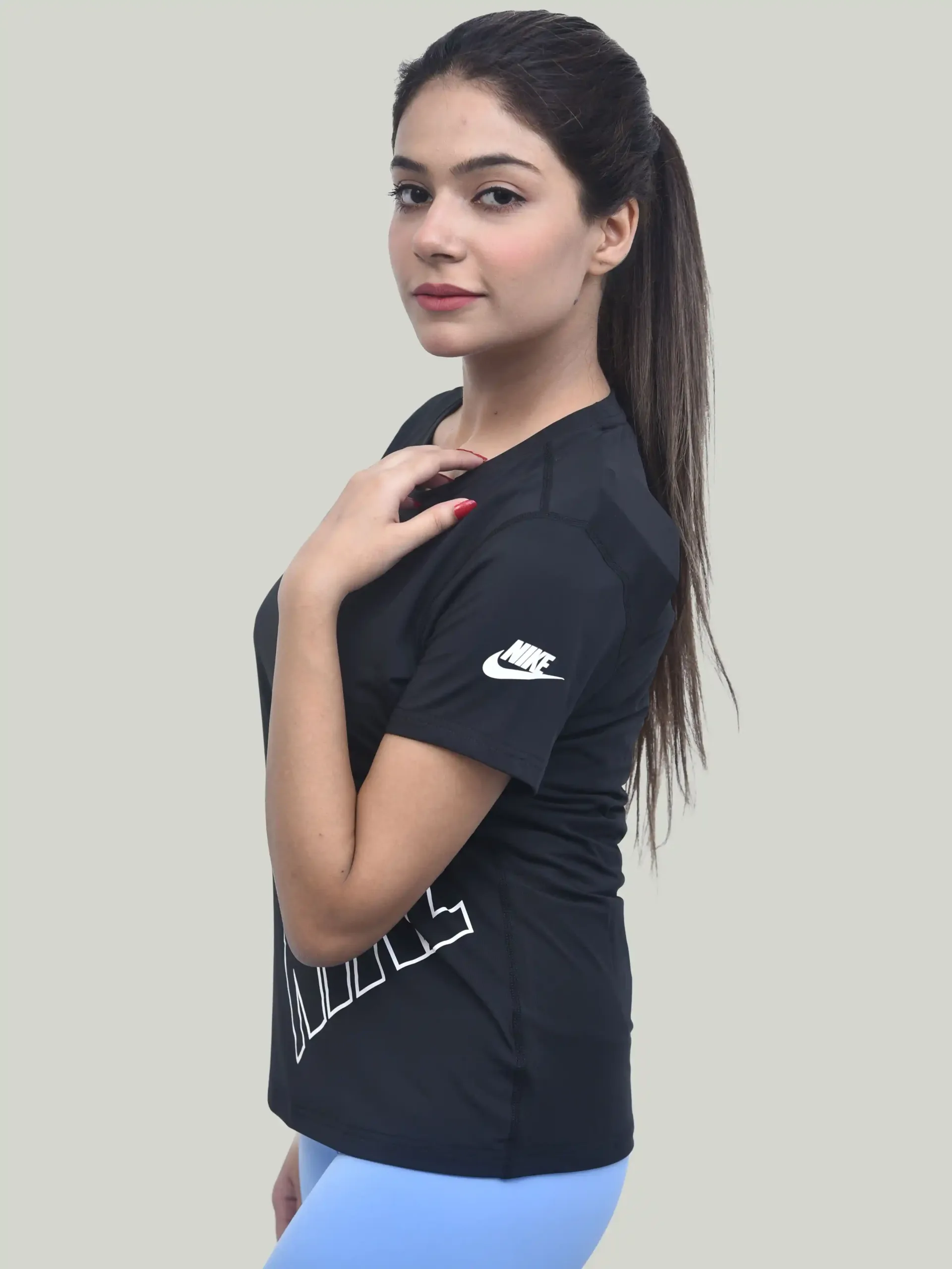 nike-ladies-T.S-232004-2